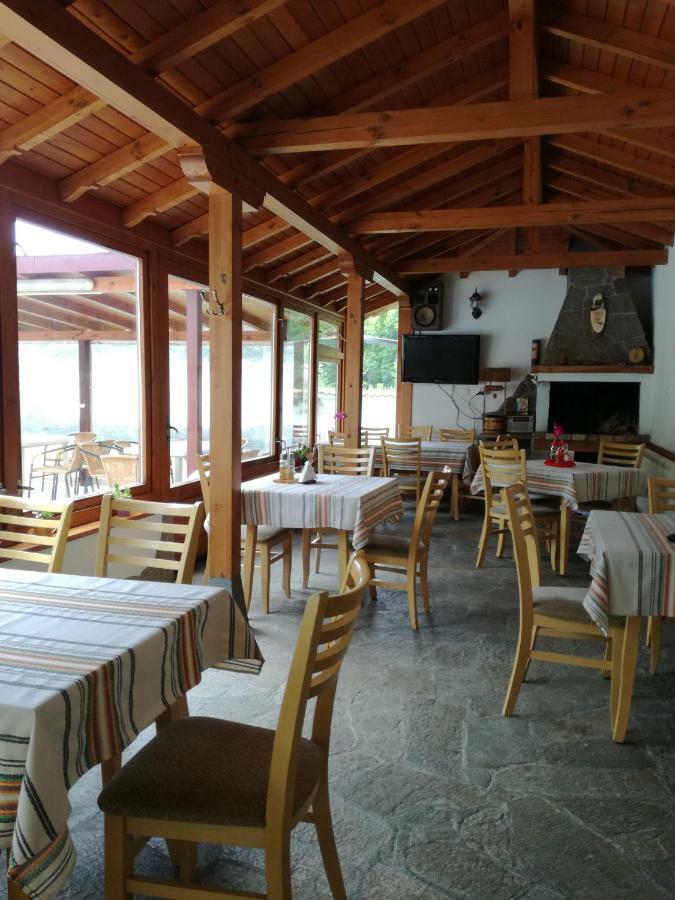 By The River Hotel Complex Balkanets  المظهر الخارجي الصورة