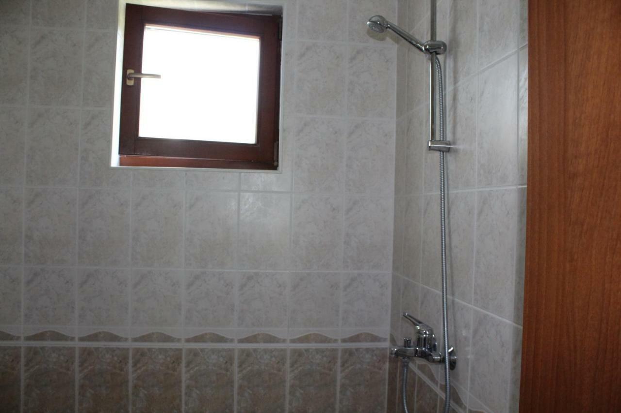 By The River Hotel Complex Balkanets  المظهر الخارجي الصورة