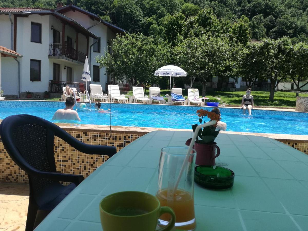 By The River Hotel Complex Balkanets  المظهر الخارجي الصورة